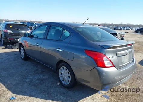 2016 Nissan Versa 1.6 S/1.6 S+/1.6 Sl/1.6 Sv z USA, uszkodzony, nr VIN 3N1CN7APXGL850947